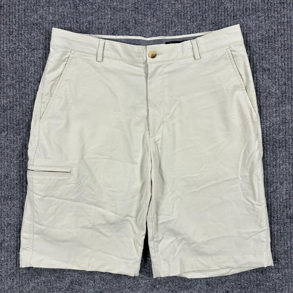 Greg Norman Mens Cargo Golf Shorts 32 Beige Stretch Performance Lightweight